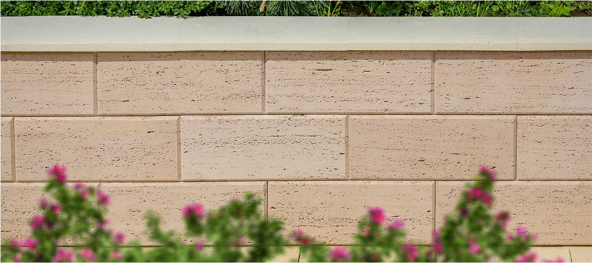 traverstone big image