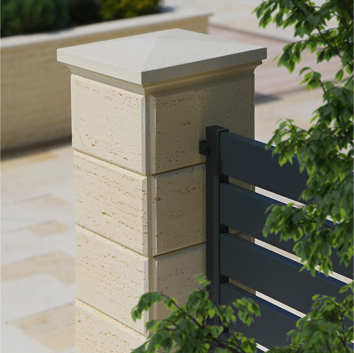 traverstone image 02