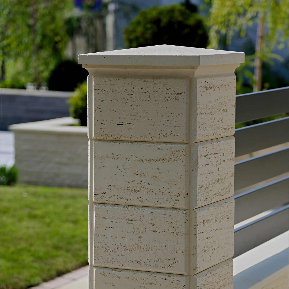 traverstone image 04